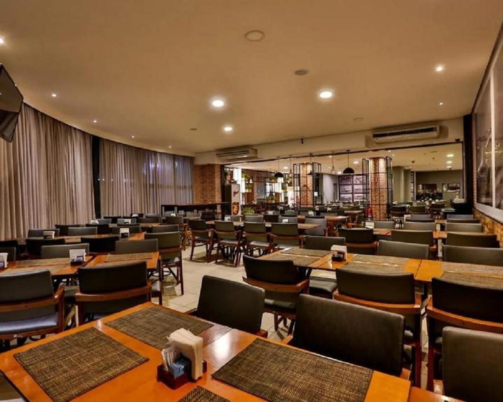 Flat Nobile Congonhas Em Frente Ao Aeroporto - H614 酒店